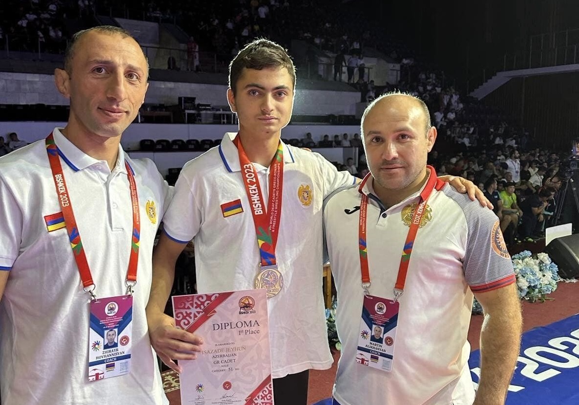 հայ ըմբիշներ-խուլերի ըմբշամարտ